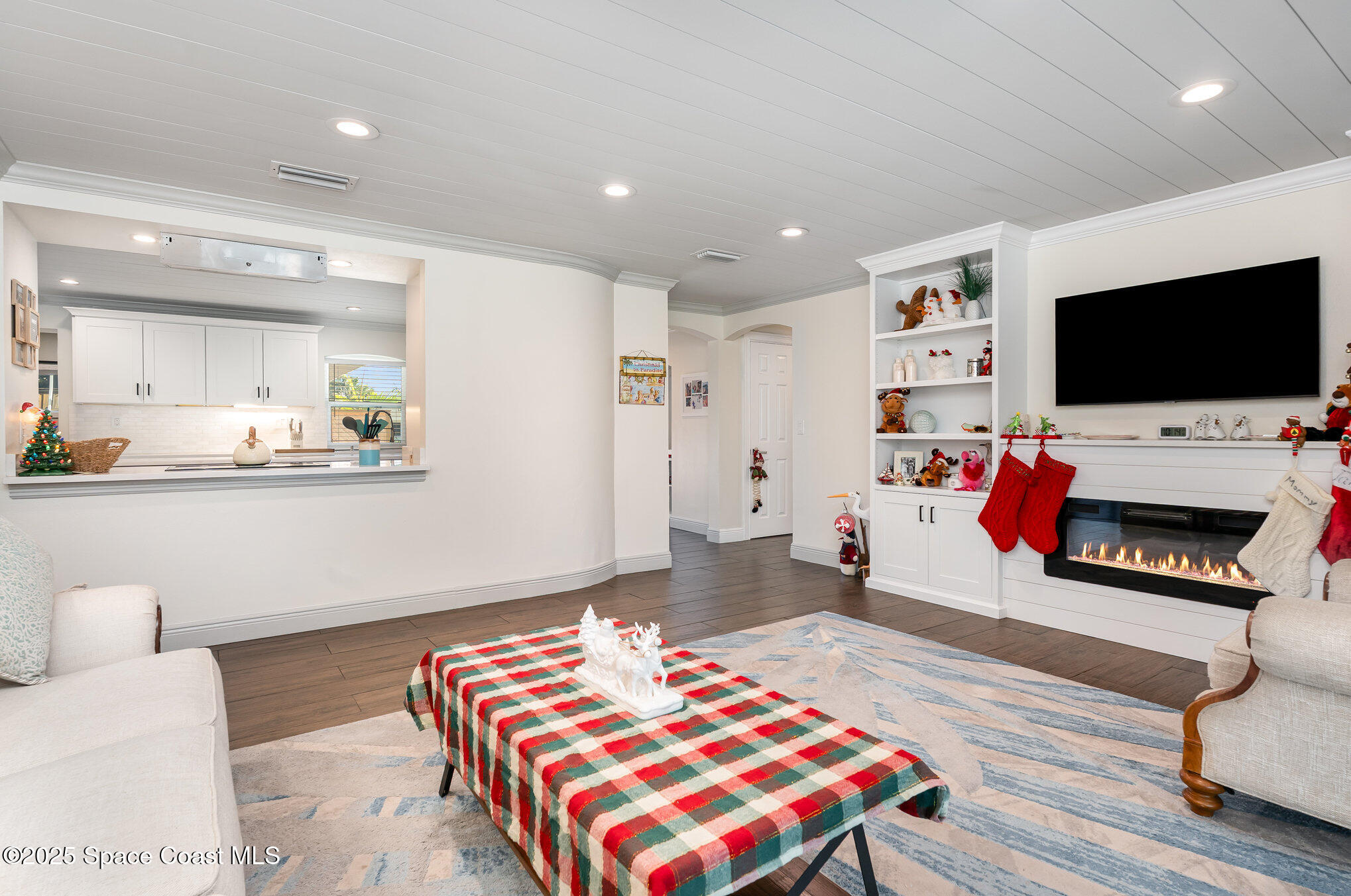 974 S Shannon Avenue