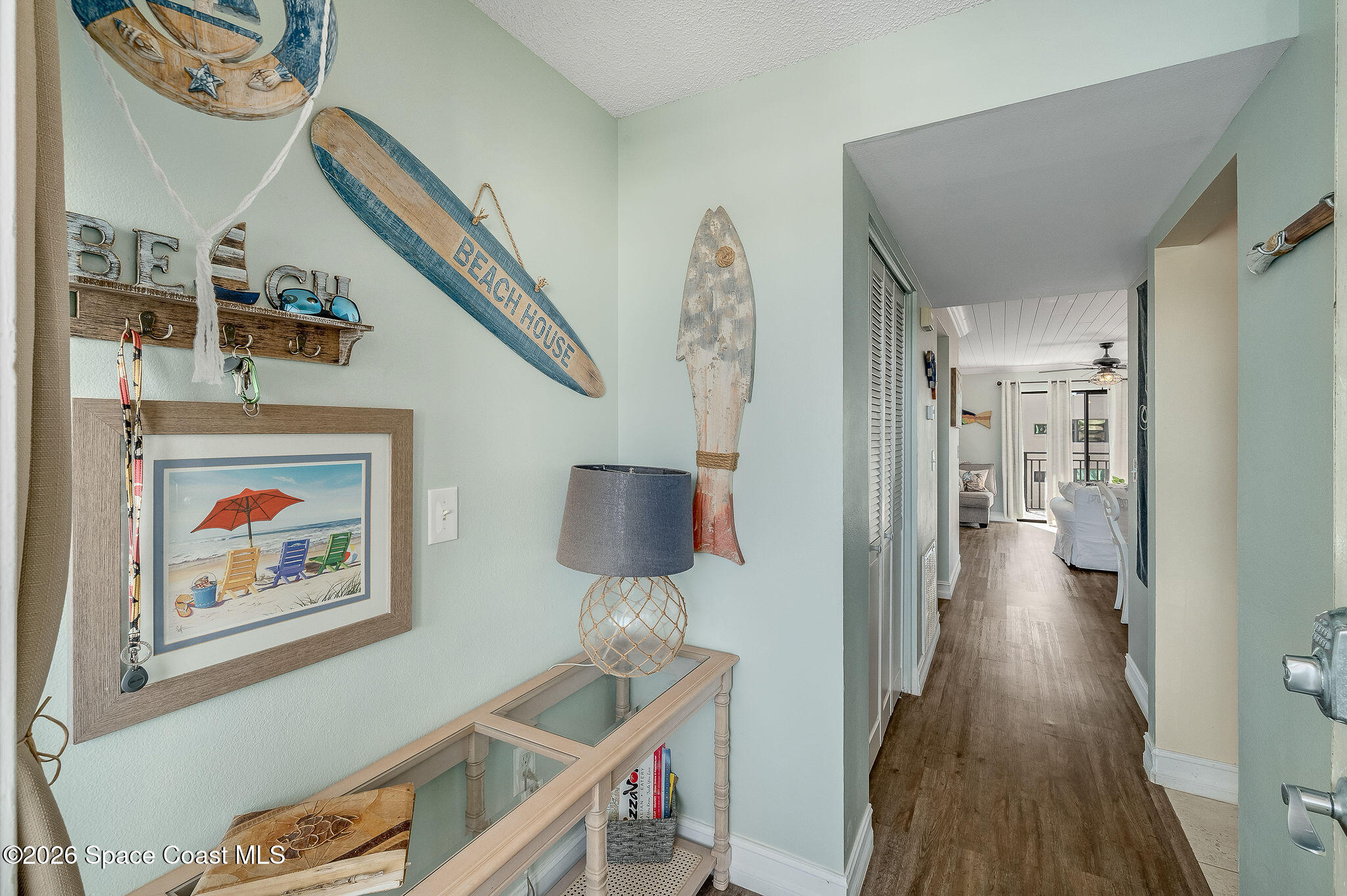 200 International Drive 817