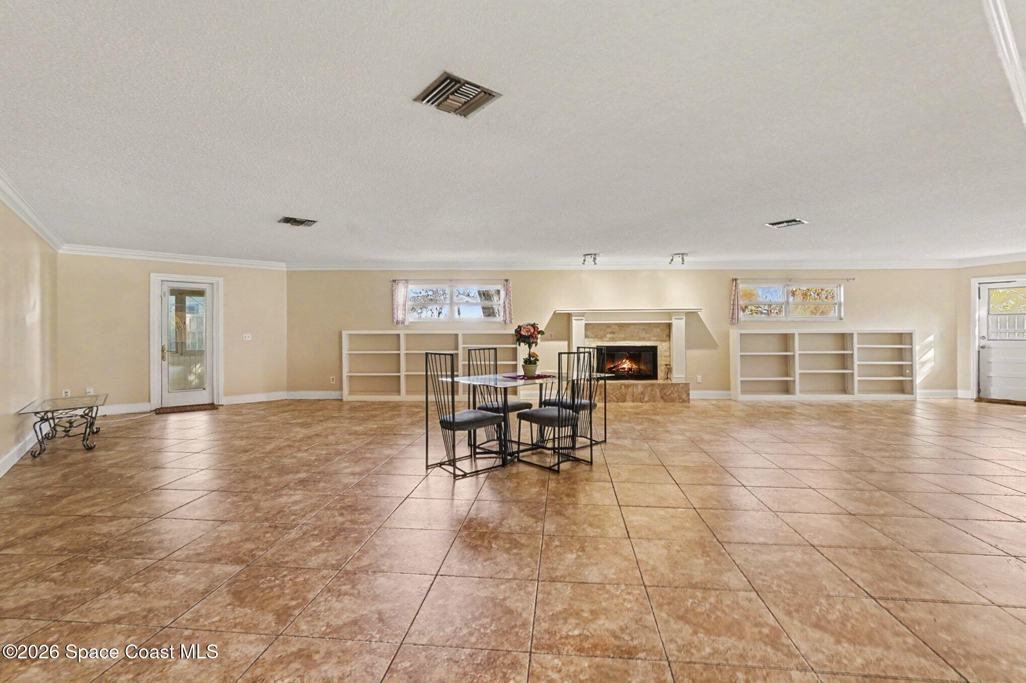 1351 Cherry Hills Road NE