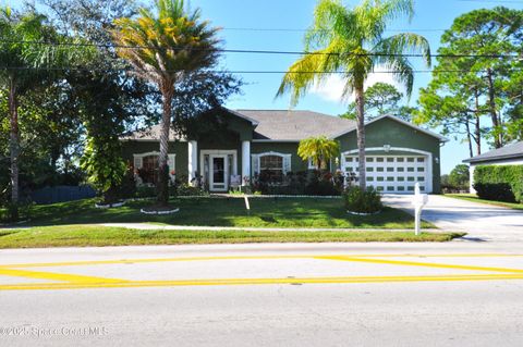 Photo of 620 San Filippo Drive SE, Palm Bay, FL 32909 (MLS # 1064131)