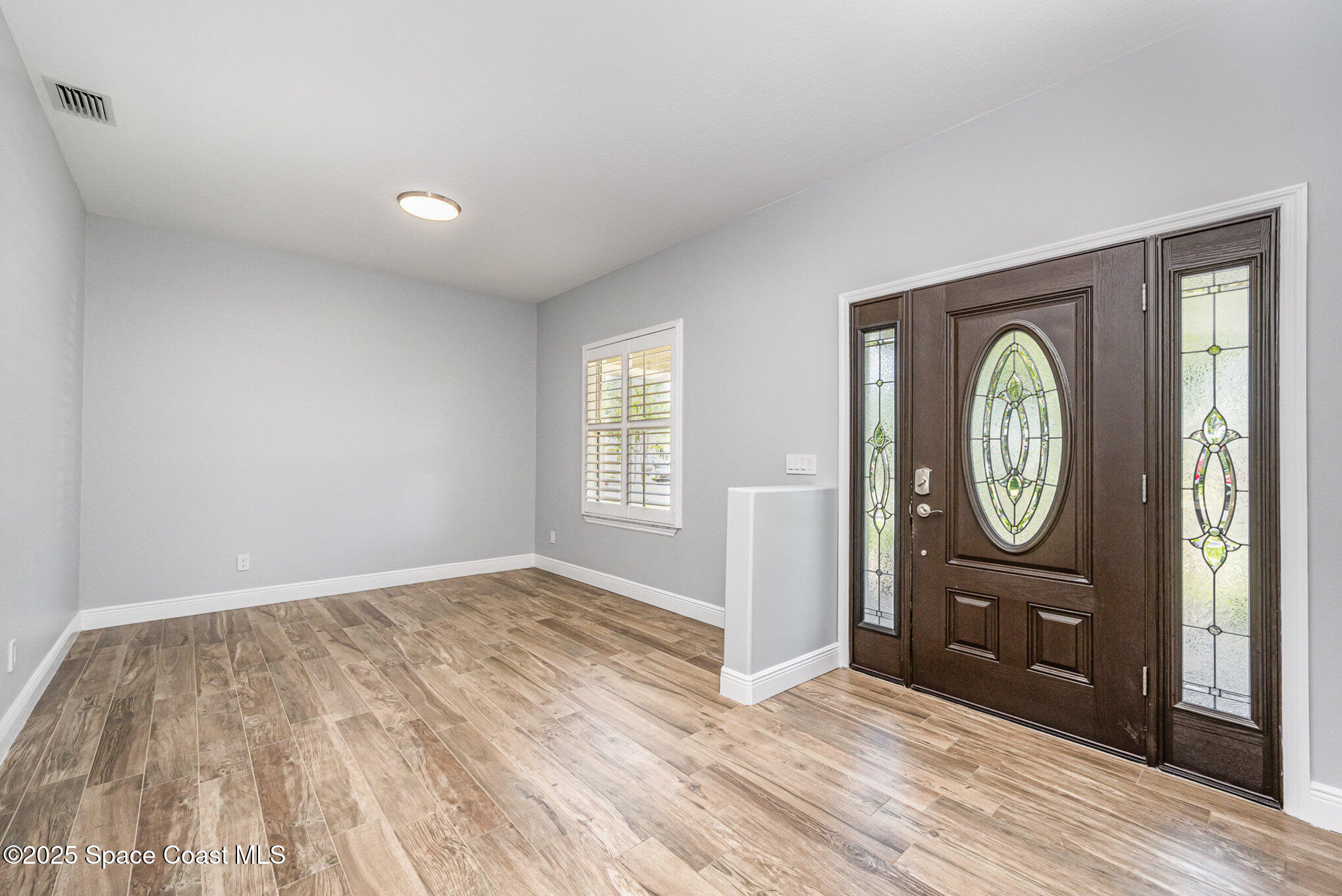 1534 Knoll Ridge Drive
