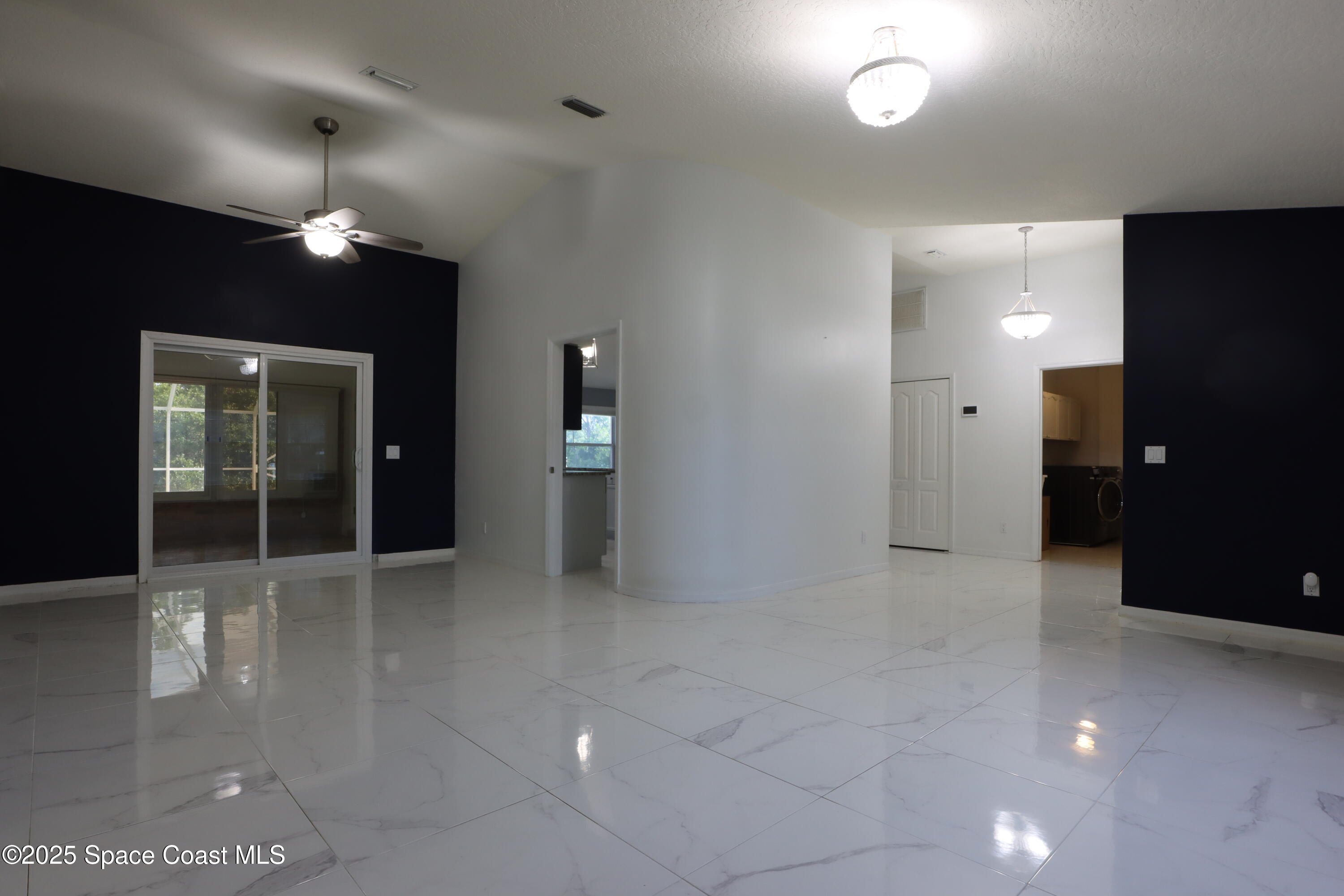 2655 Elm Drive NE