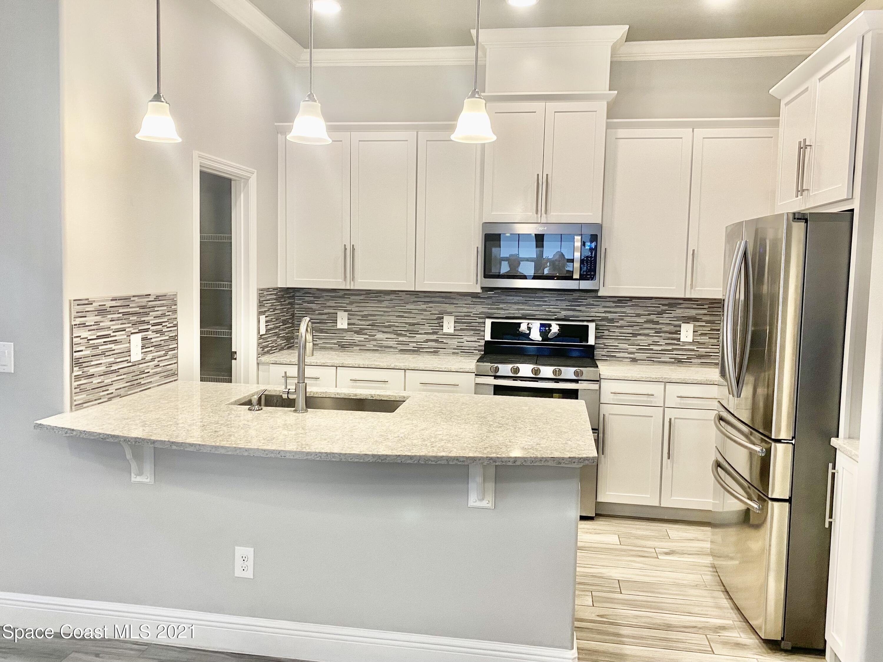 2715 Vuldarno Lane