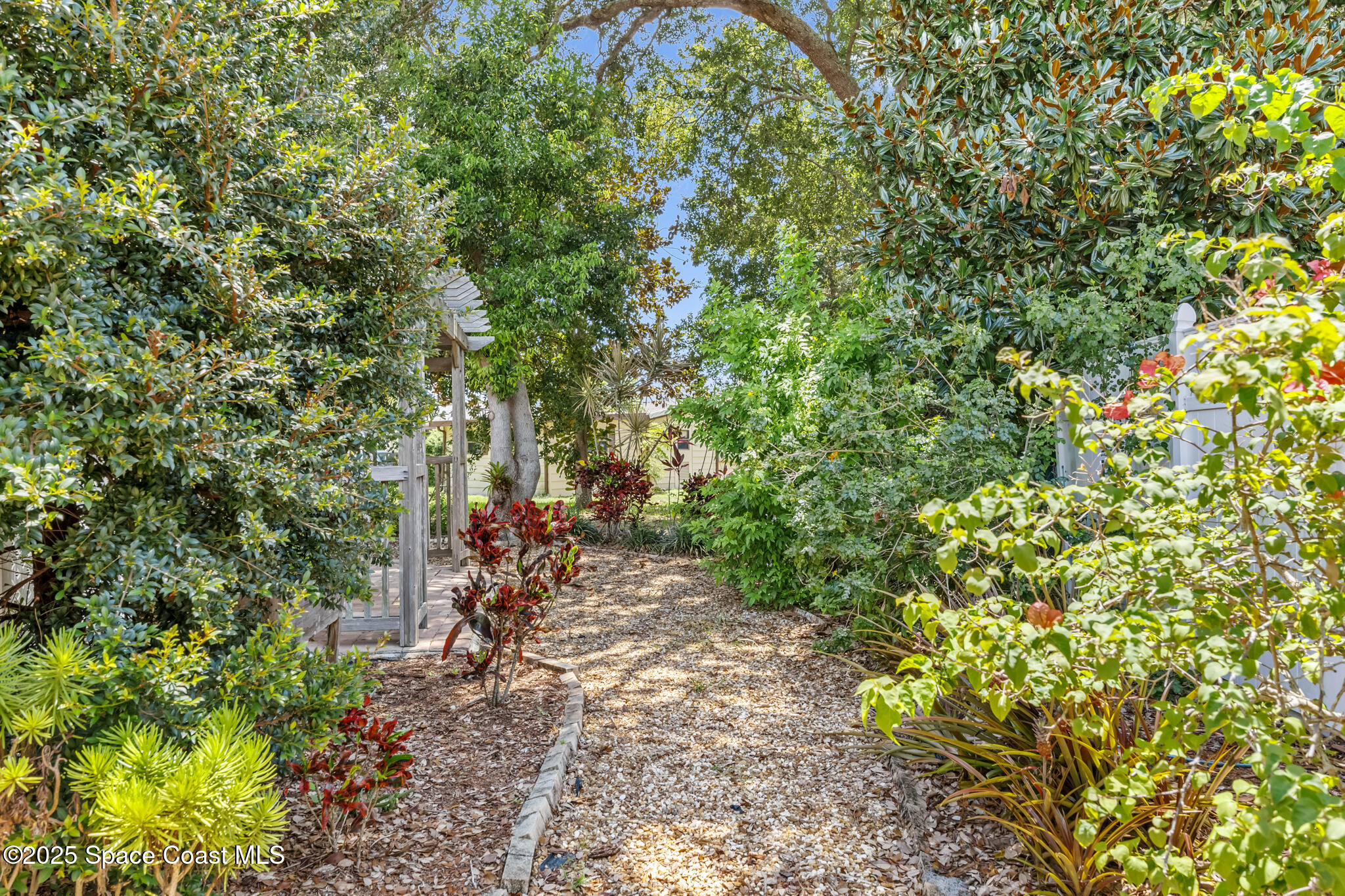 727 Periwinkle Circle