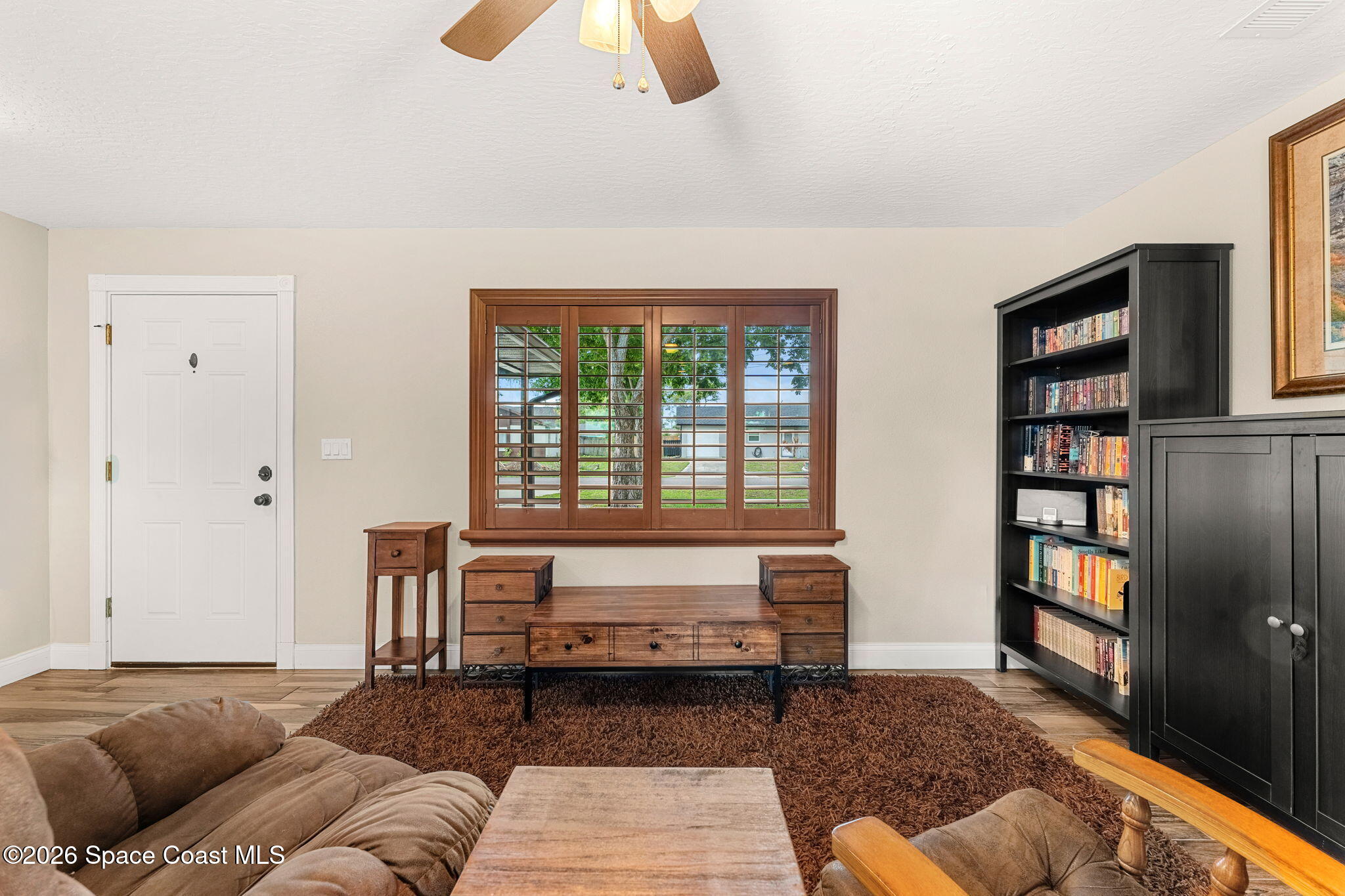 5687 Holden Road