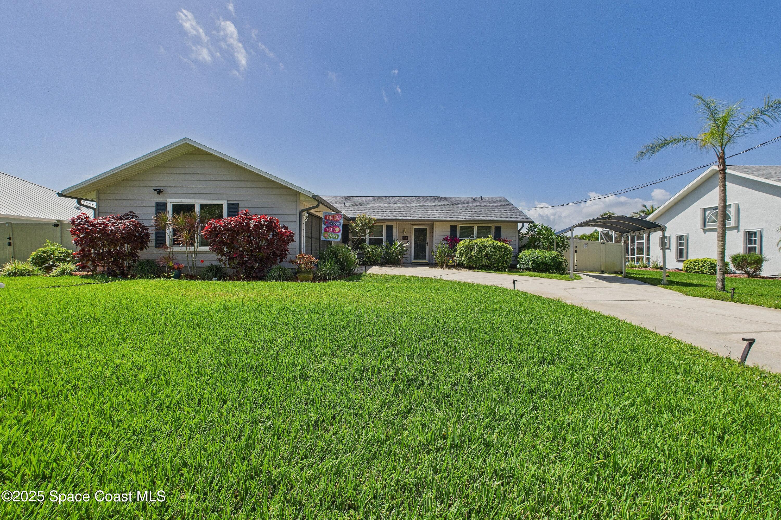 351 Nikomas Way