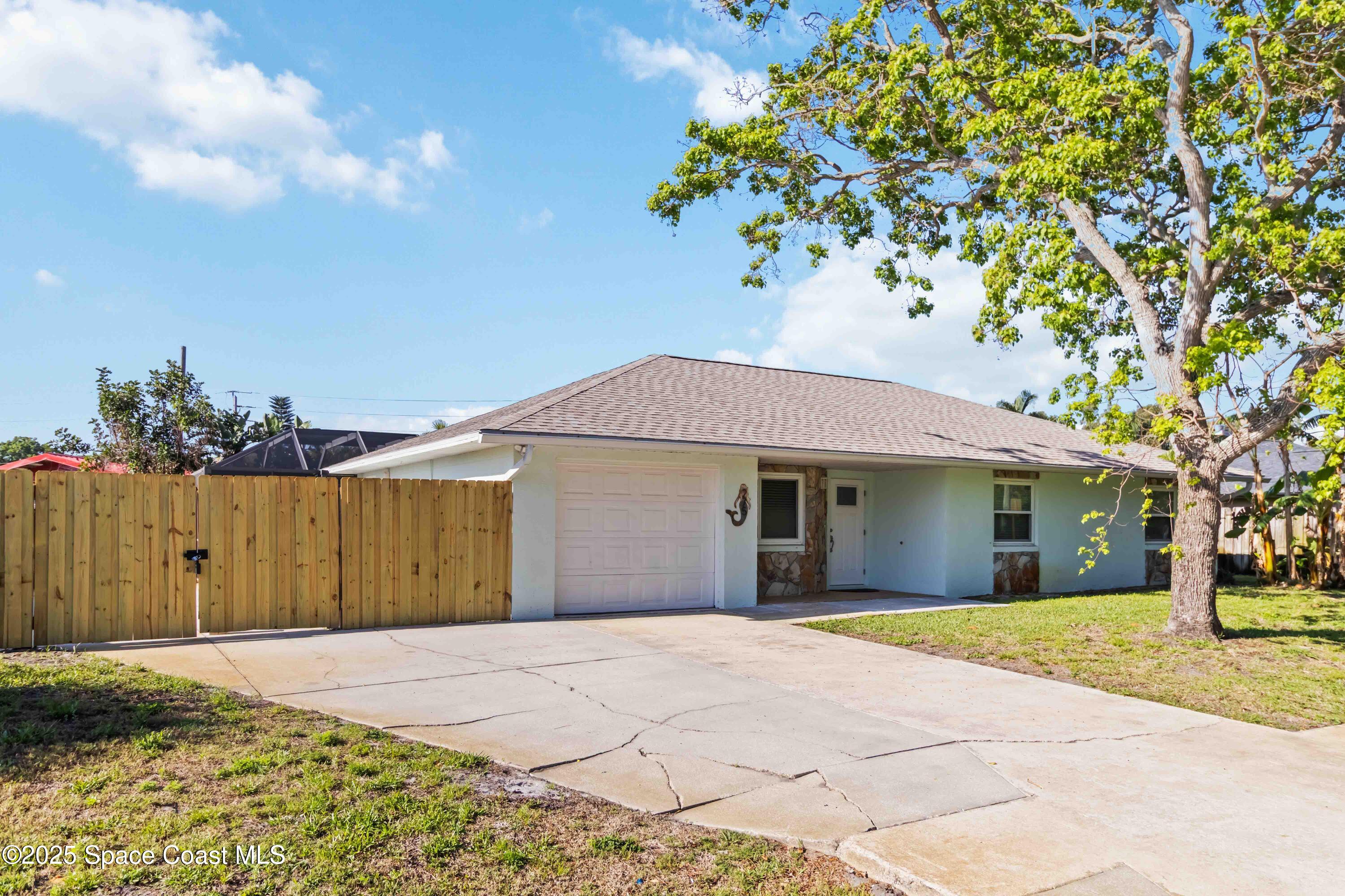 275 Banana Boulevard