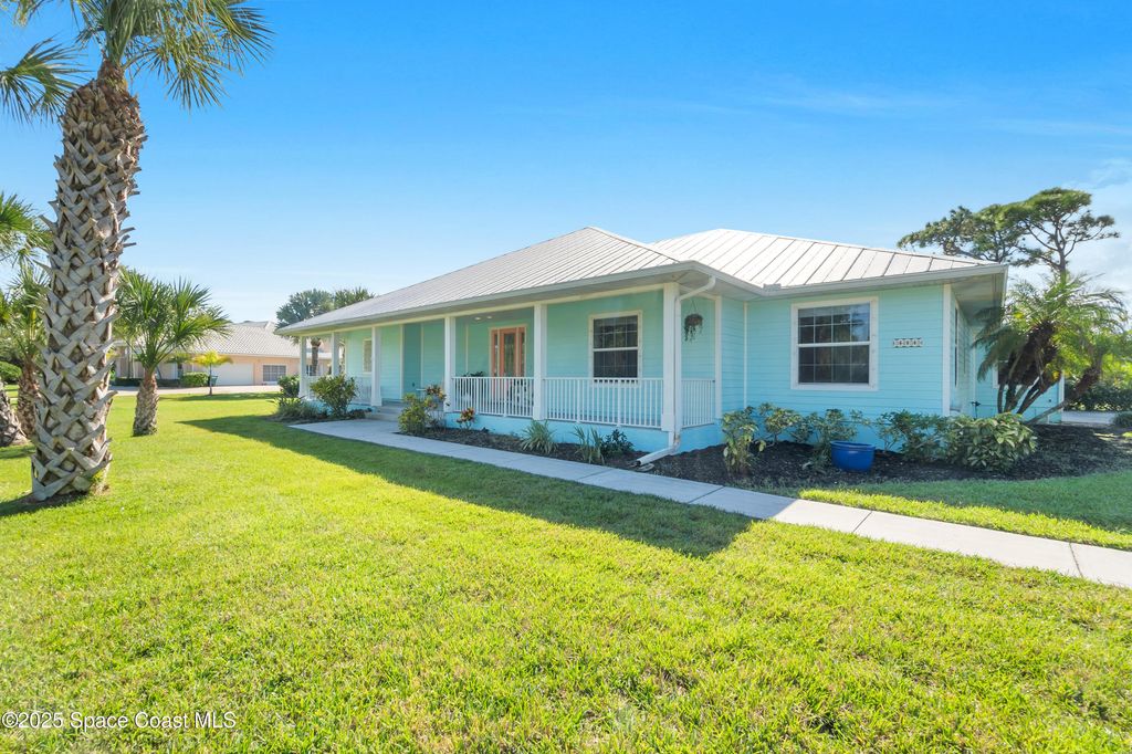 Photo of 3455 Coquina Terrace, Malabar, FL 32950 (MLS # 1060162)