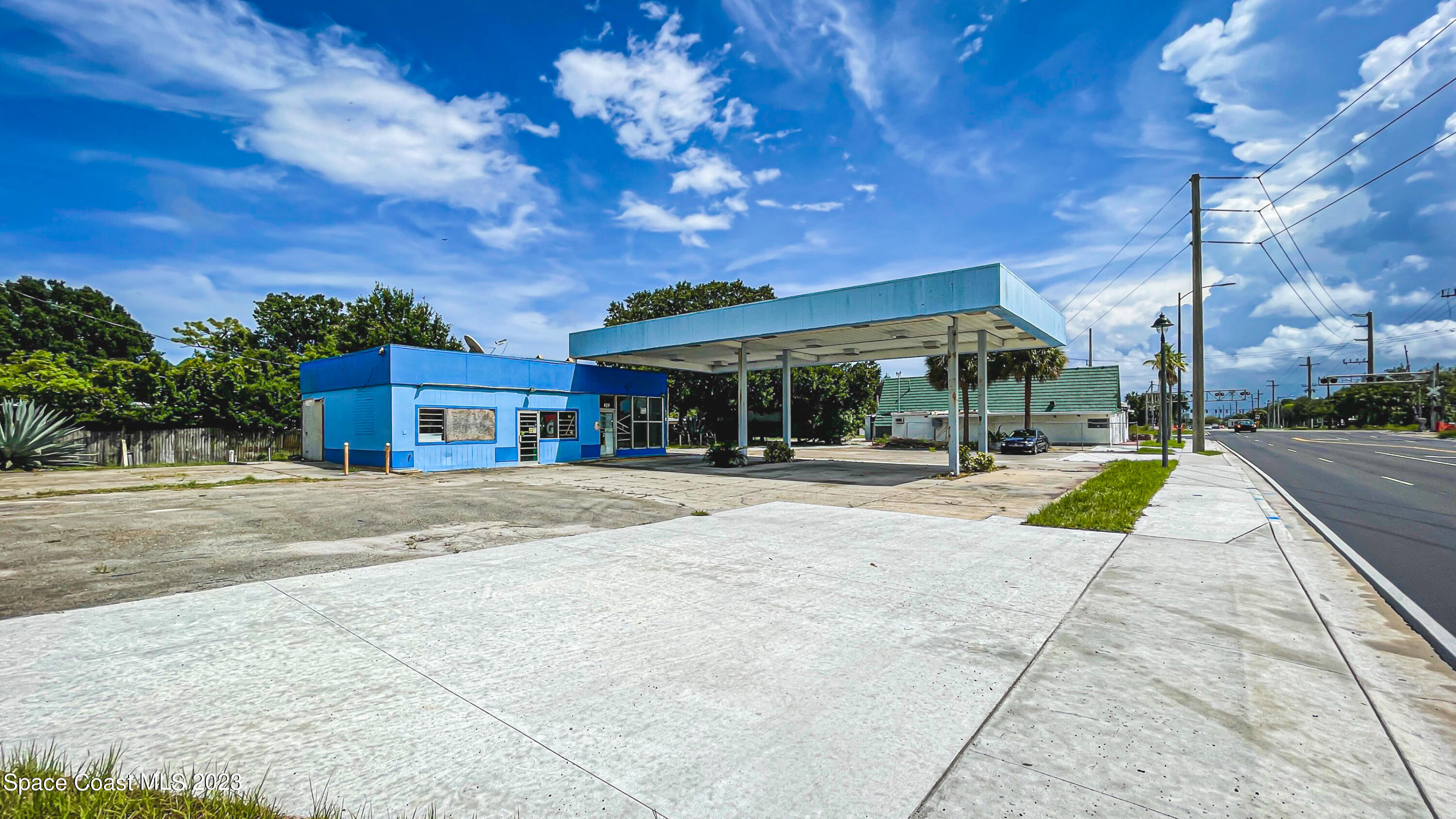 429 & 427 S Babcock Street