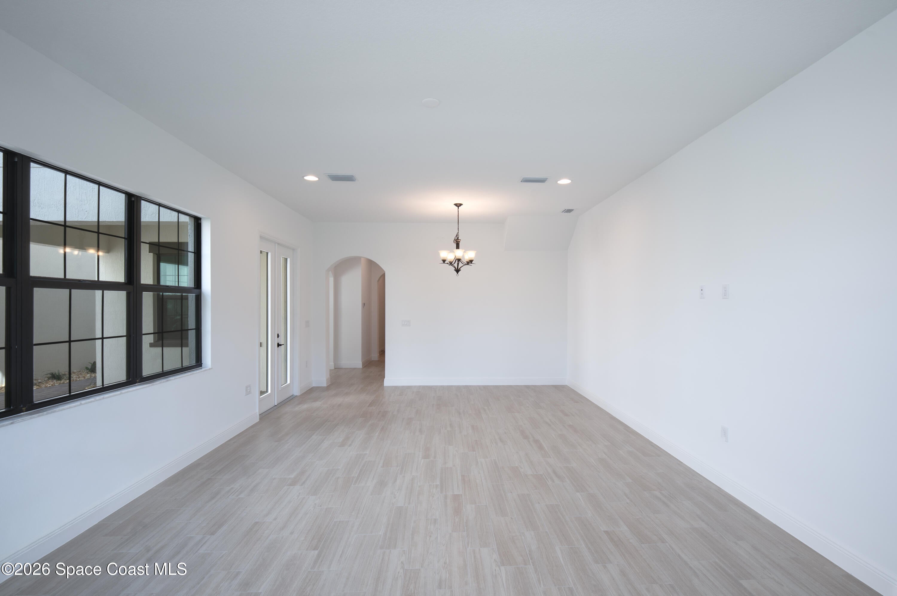 2242 Salew Street
