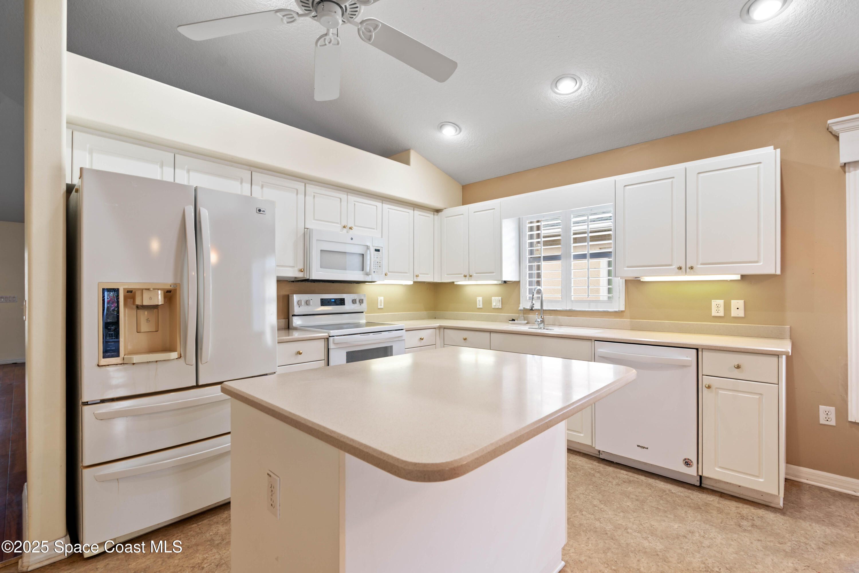 741 Indian Oaks Drive