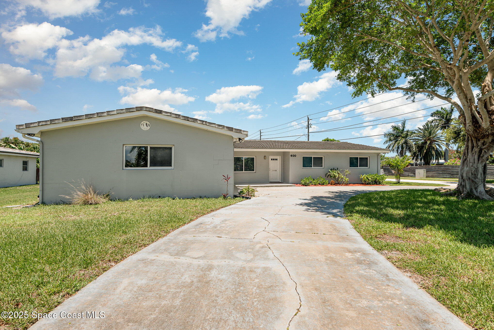 400 Norwood Avenue