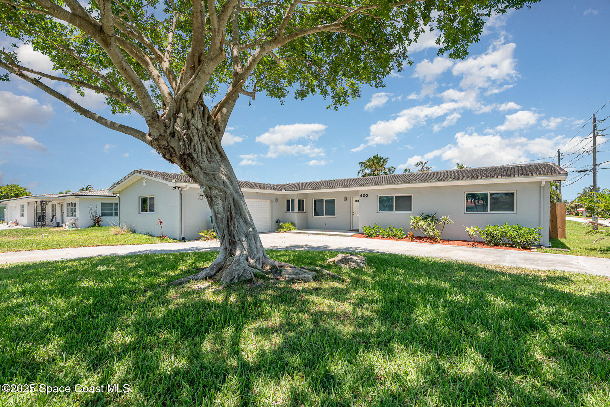400 Norwood Avenue