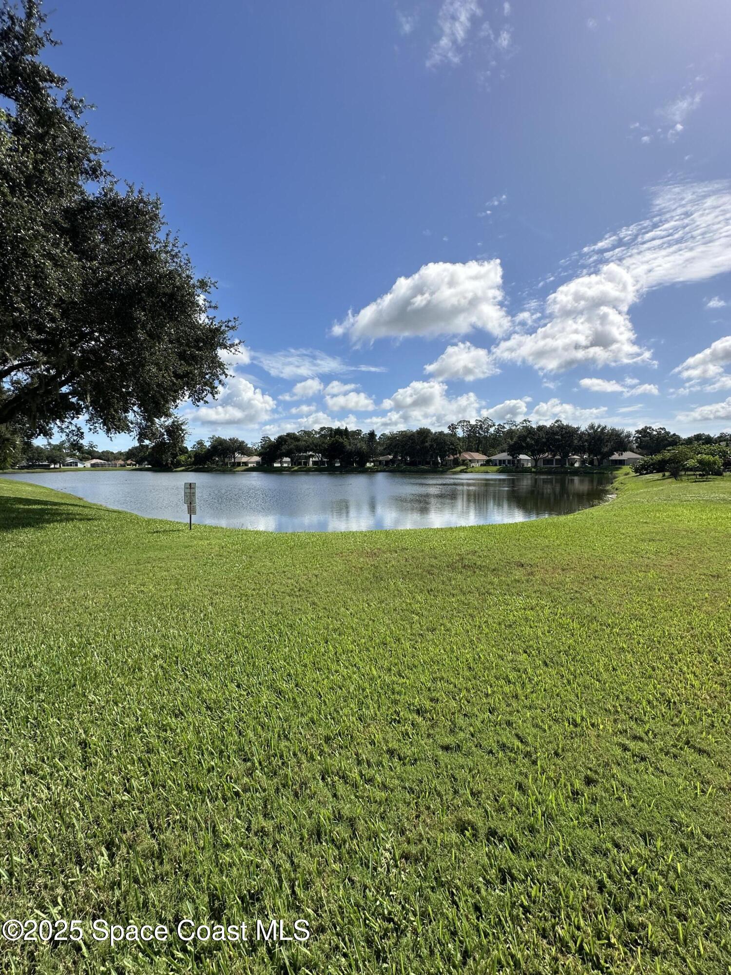 1719 Vista Lake Circle