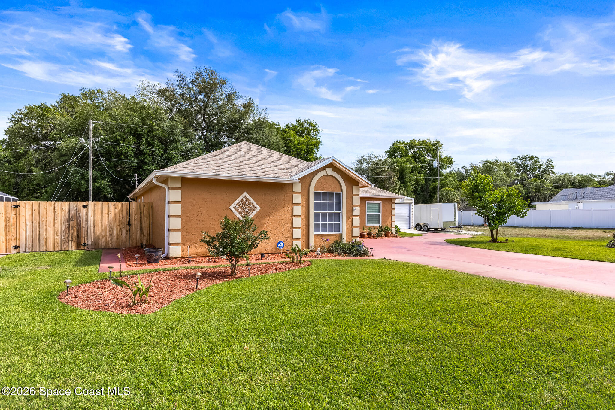 2000 Sun Valley Street