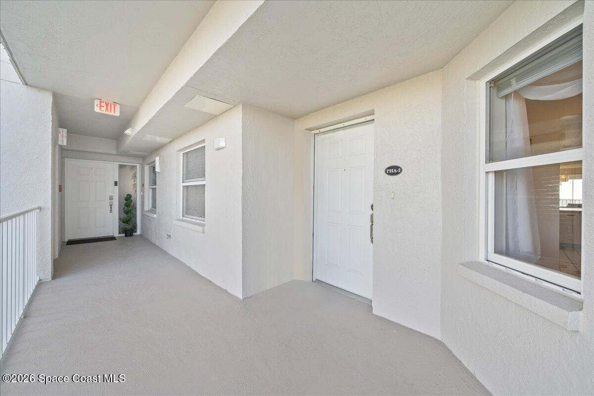 8700 Ridgewood Avenue Ph2a