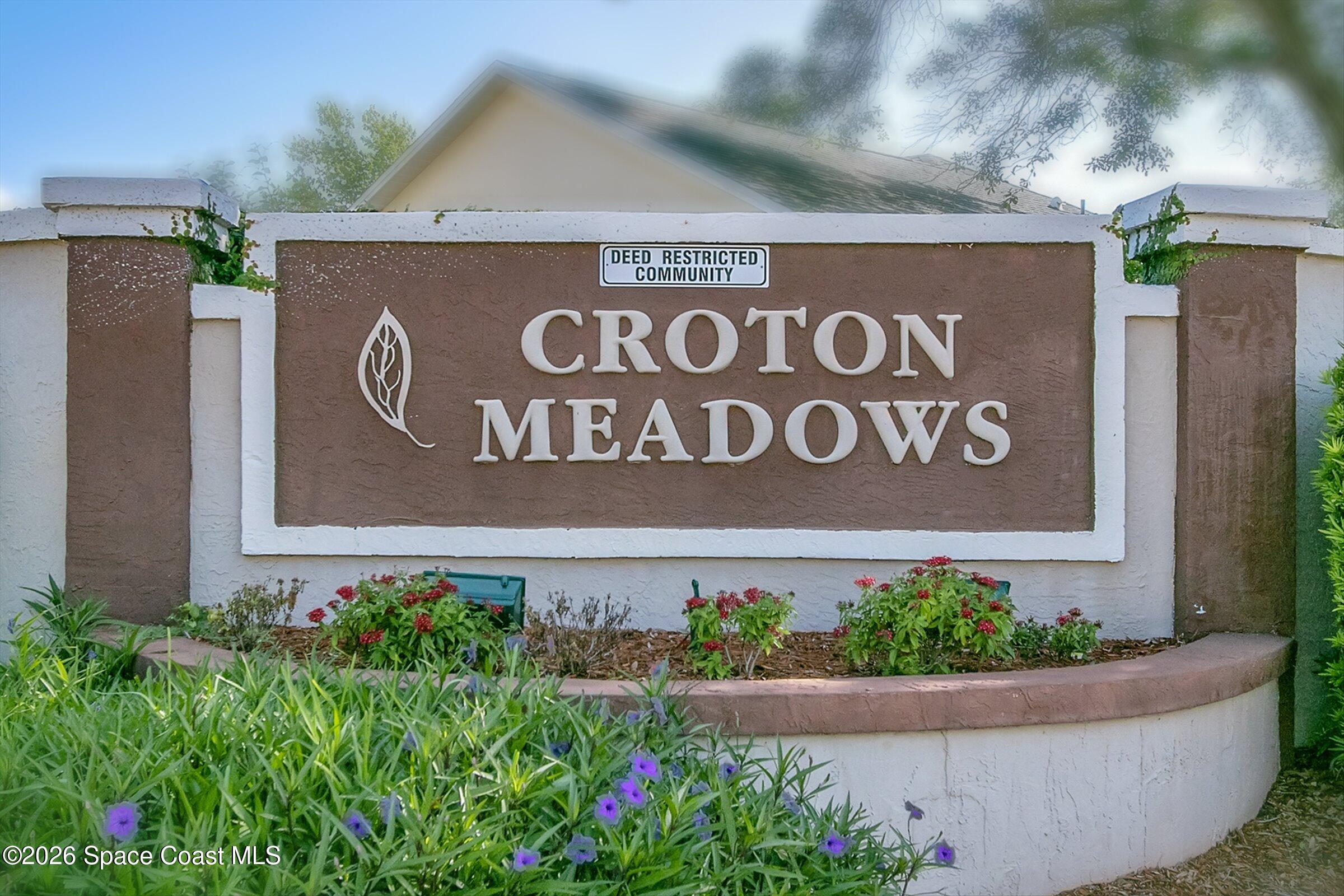 1934 Glen Meadows Circle