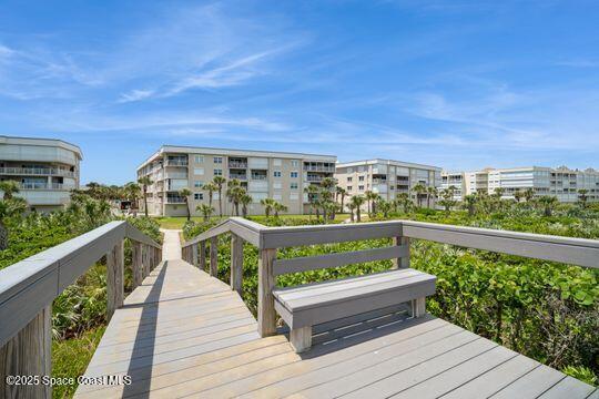 604 Shorewood Drive 201