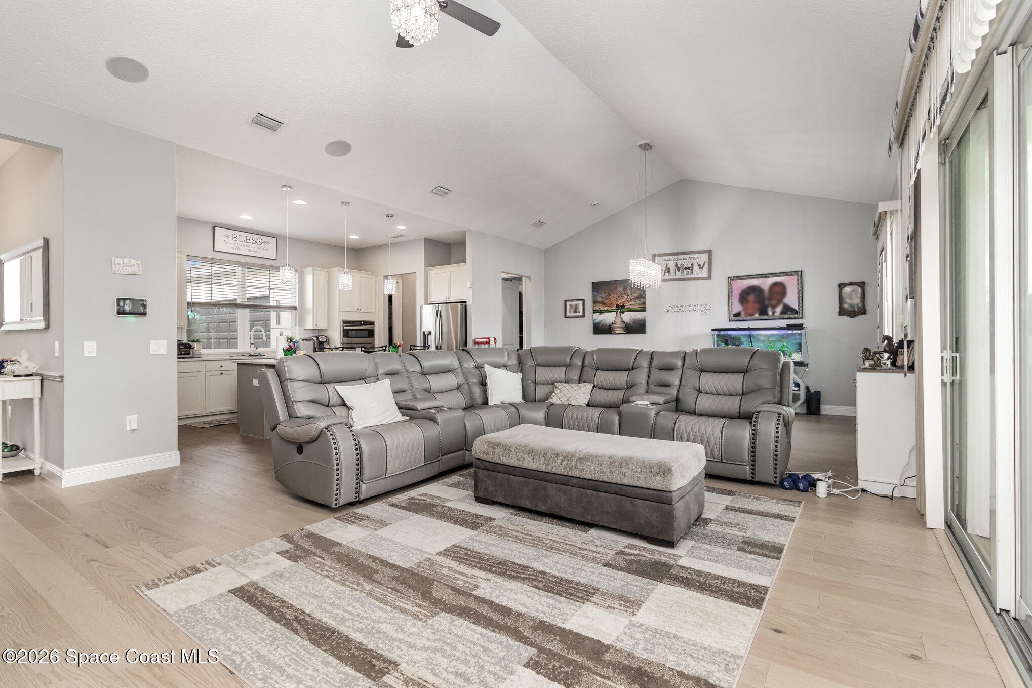 1923 Crossbill Drive