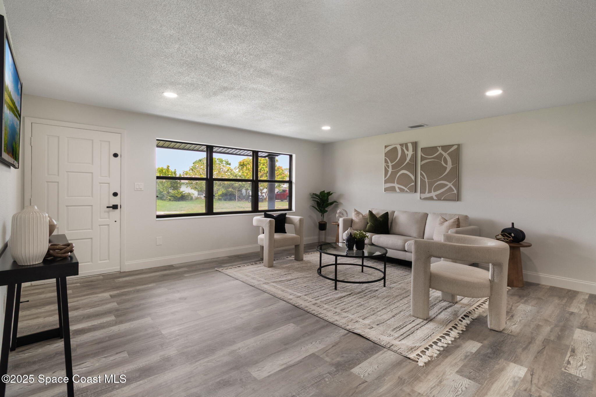 1462 Windward Drive