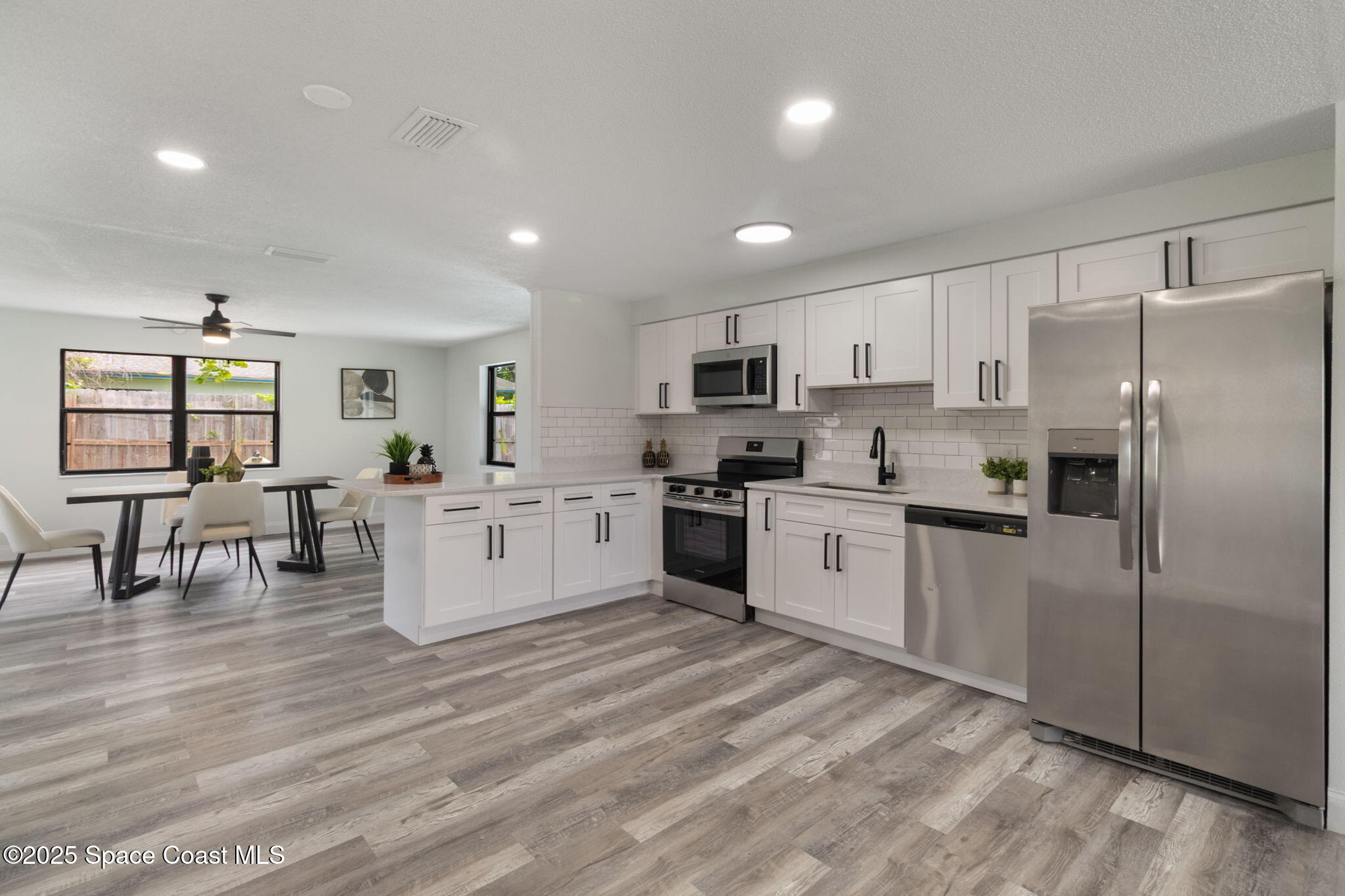 1462 Windward Drive