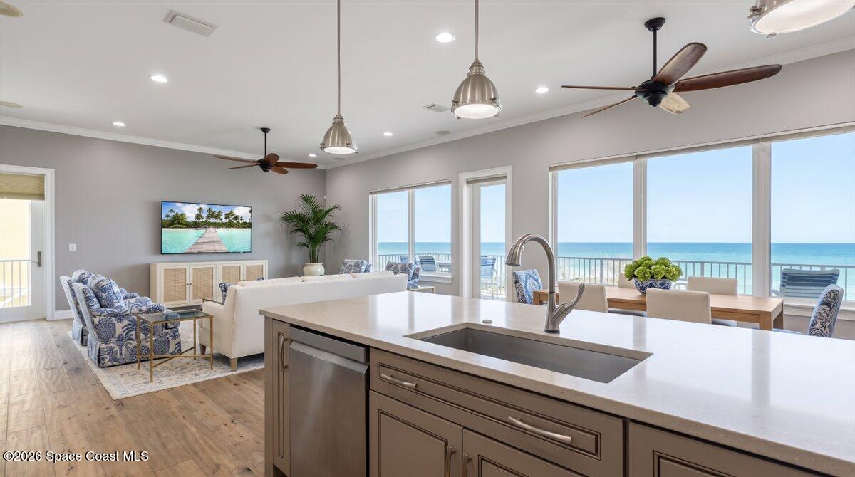 7333 S Highway A1a