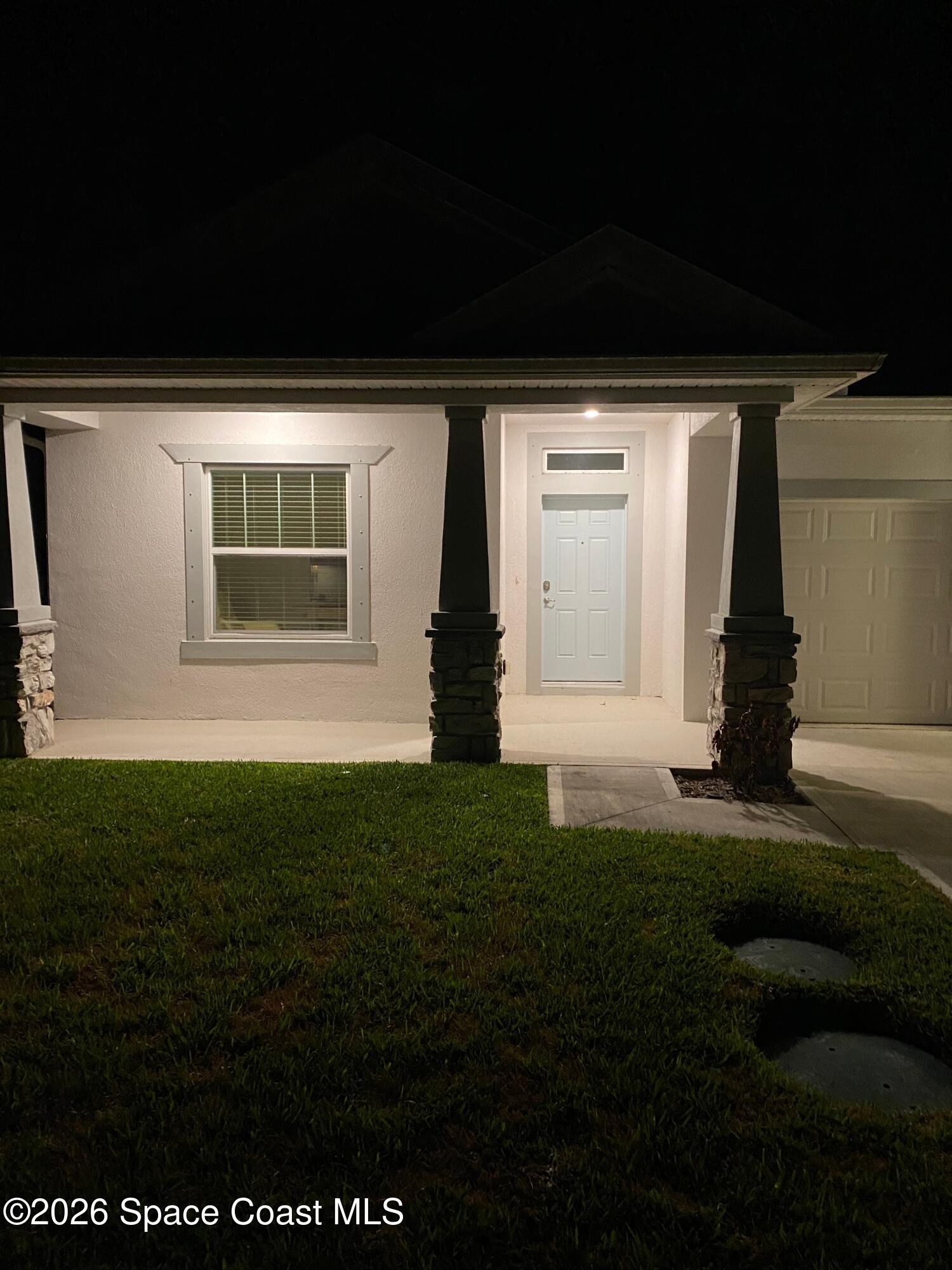 8231 Laguna Circle