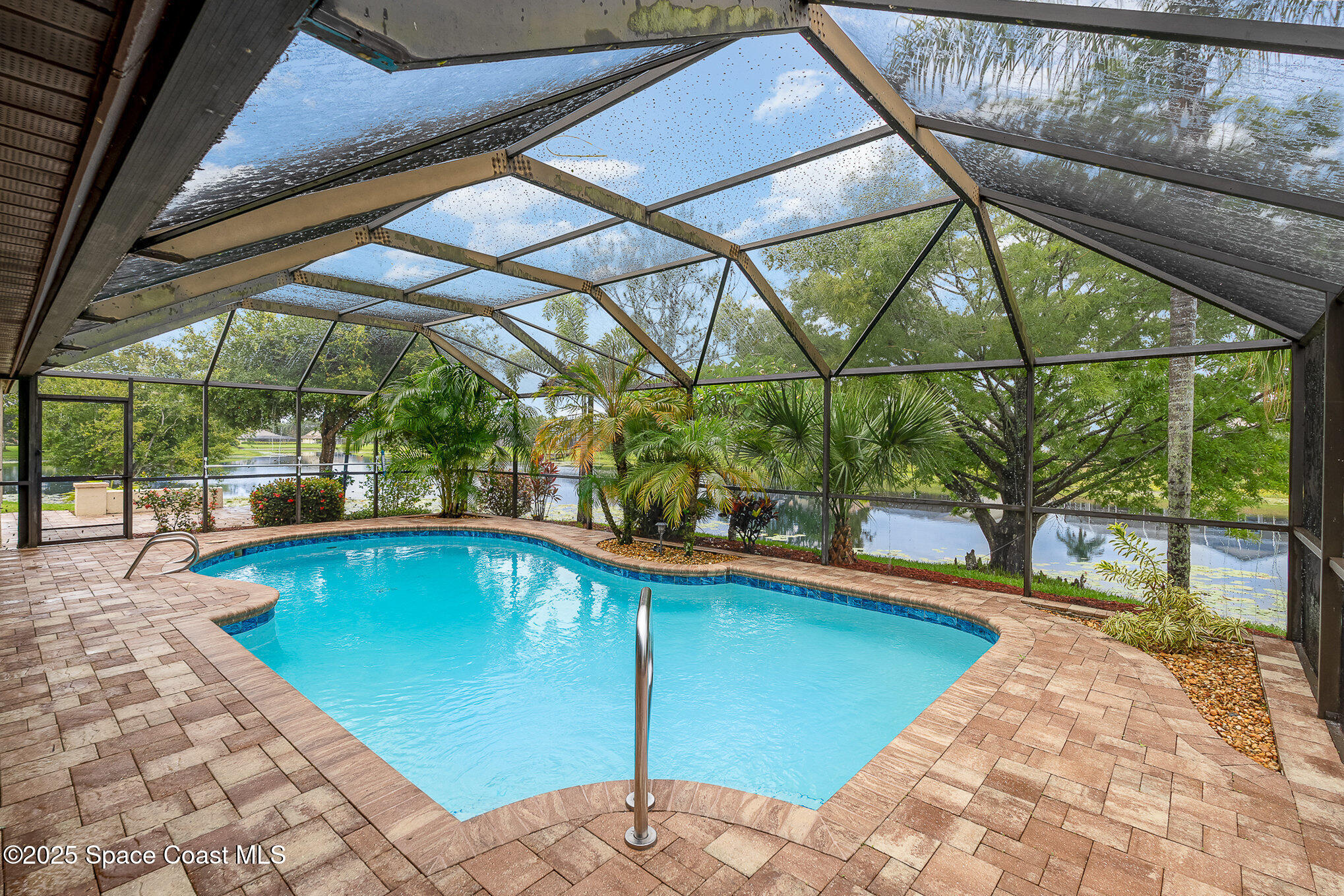 1270 Palm Garden Place