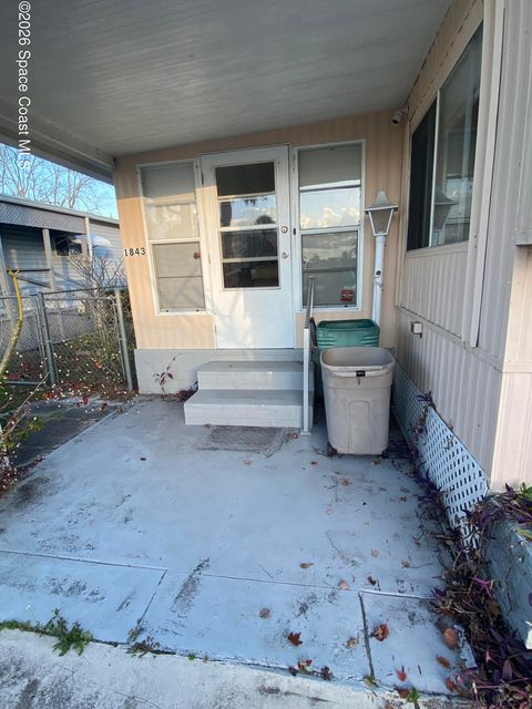 1843 Live Oak Street NE Palm Bay FL 32905