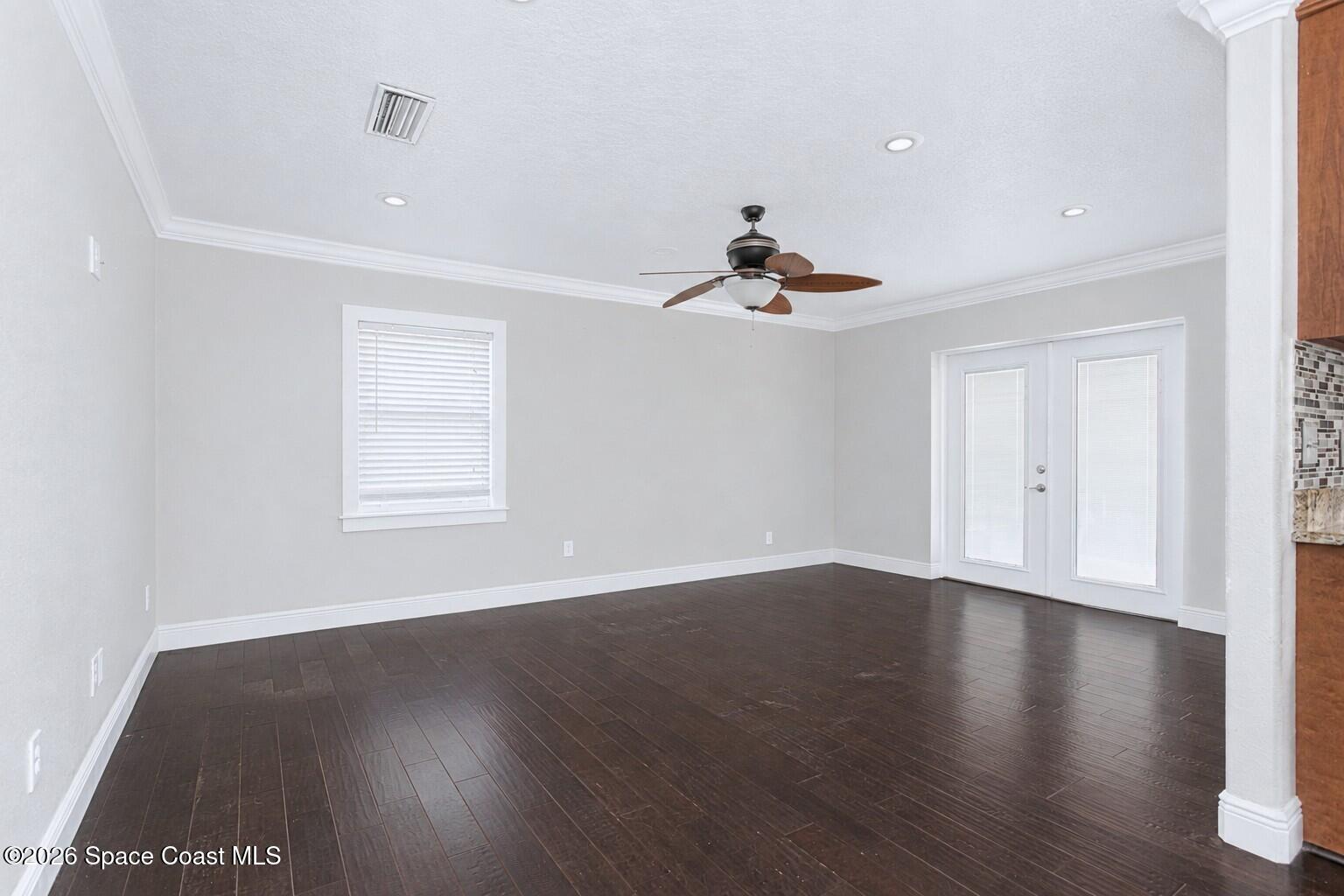 1003 Botany Lane