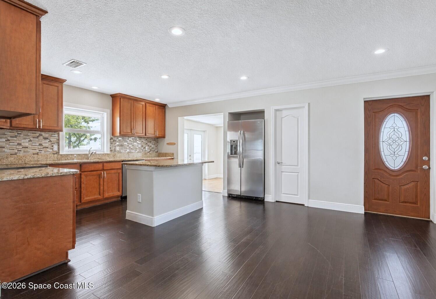 1003 Botany Lane