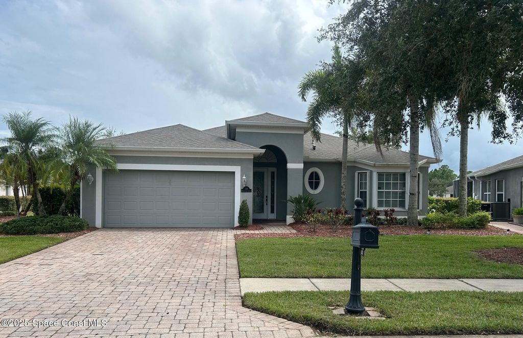 Photo of 348 Gardendale Circle SE, Palm Bay, FL 32905 (MLS # 1058433)
