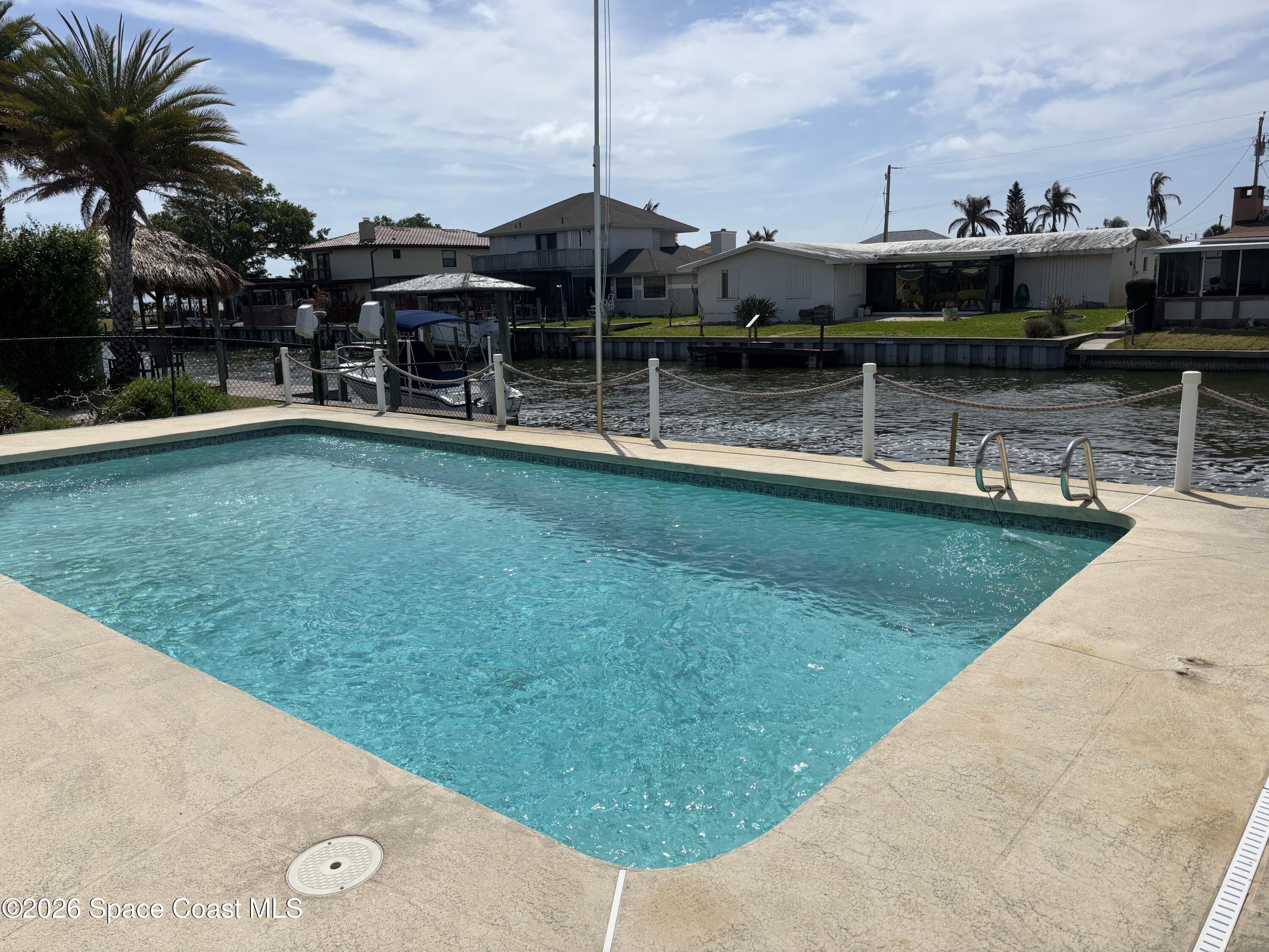 1725 E Riviera Drive