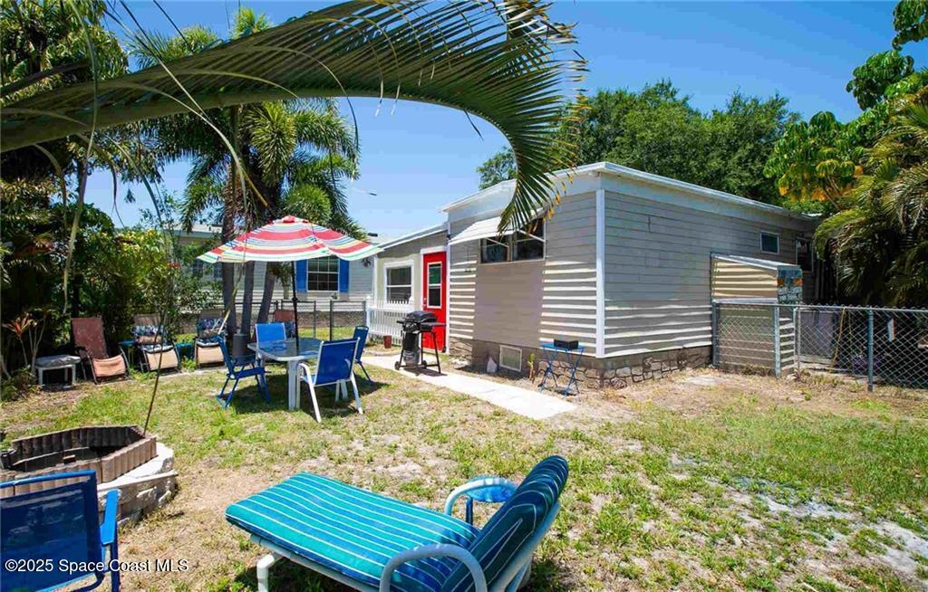 717 Barefoot Boulevard