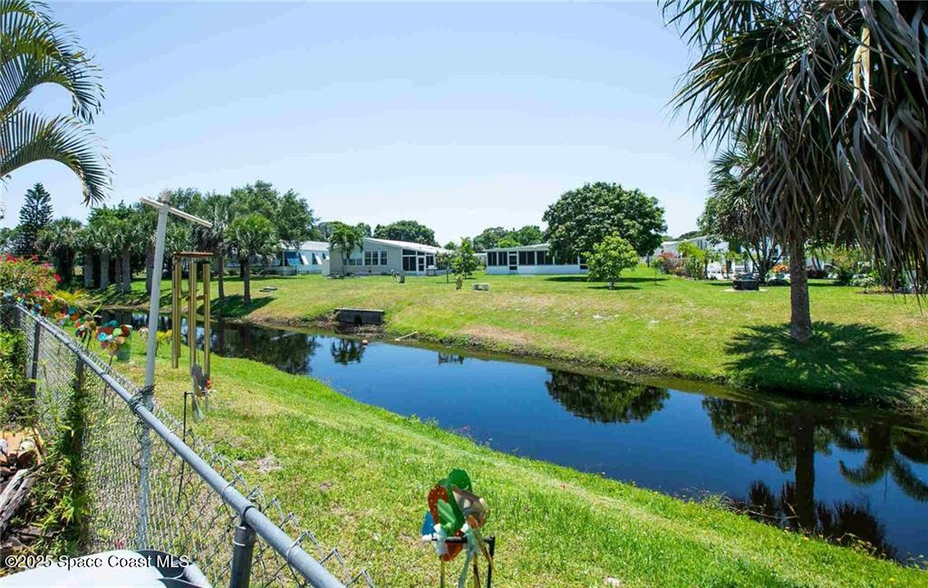 717 Barefoot Boulevard