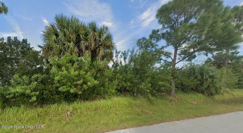 529 Hancock Street SW Palm Bay FL 32908