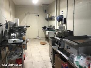 1570 N Tropical Trail