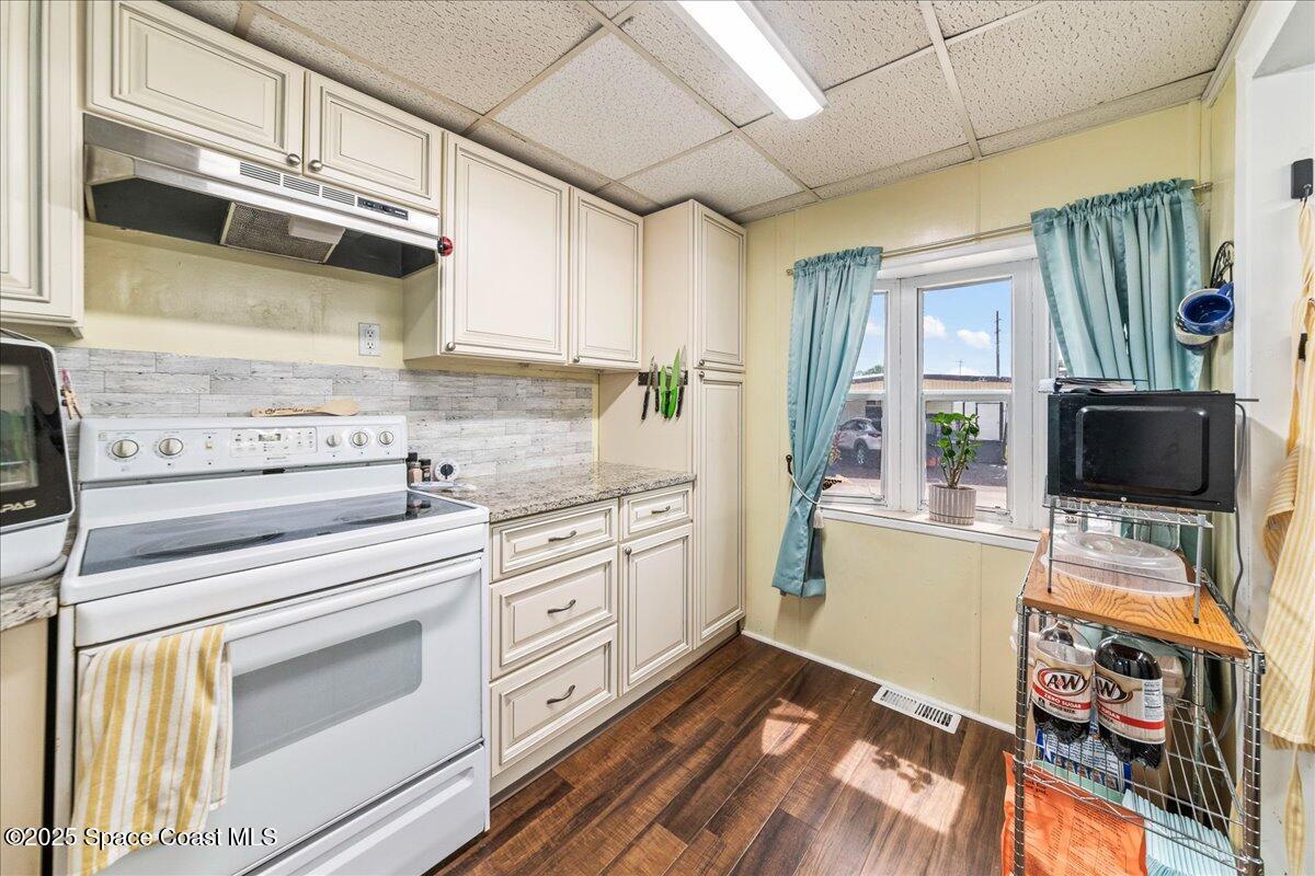 140 Blue Lake Place