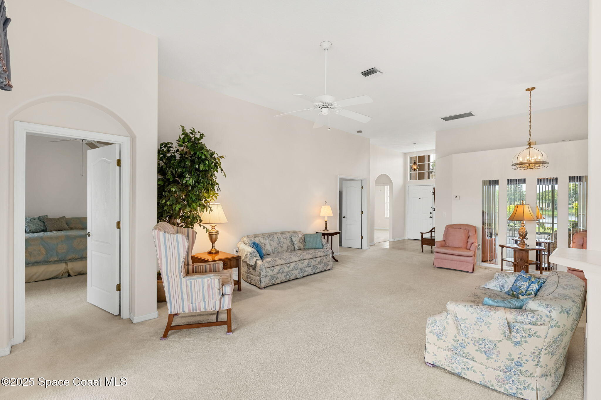 4882 Worthington Circle