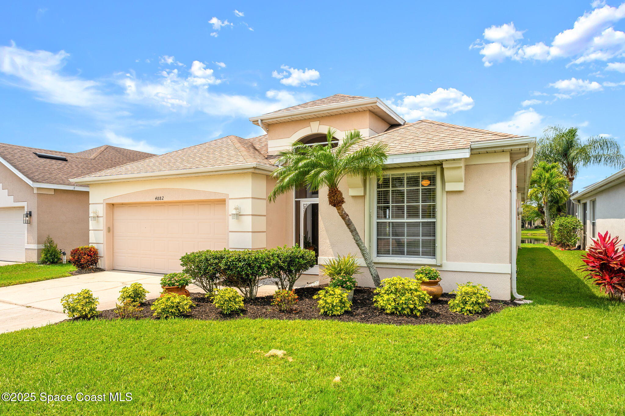 4882 Worthington Circle