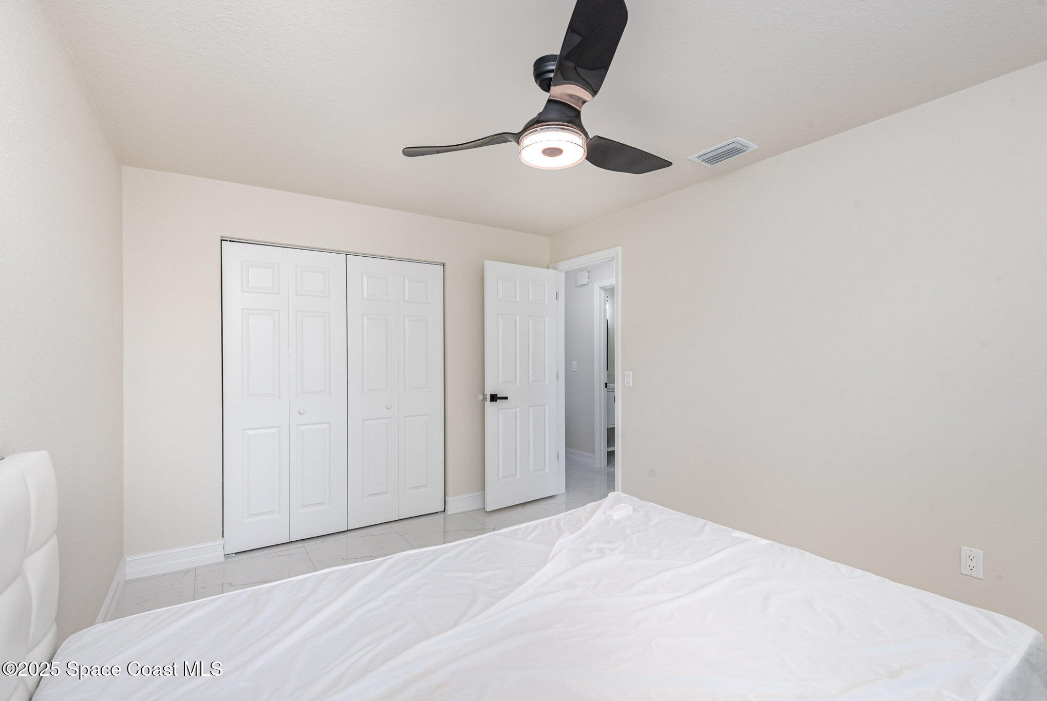 1245 Arlington Circle