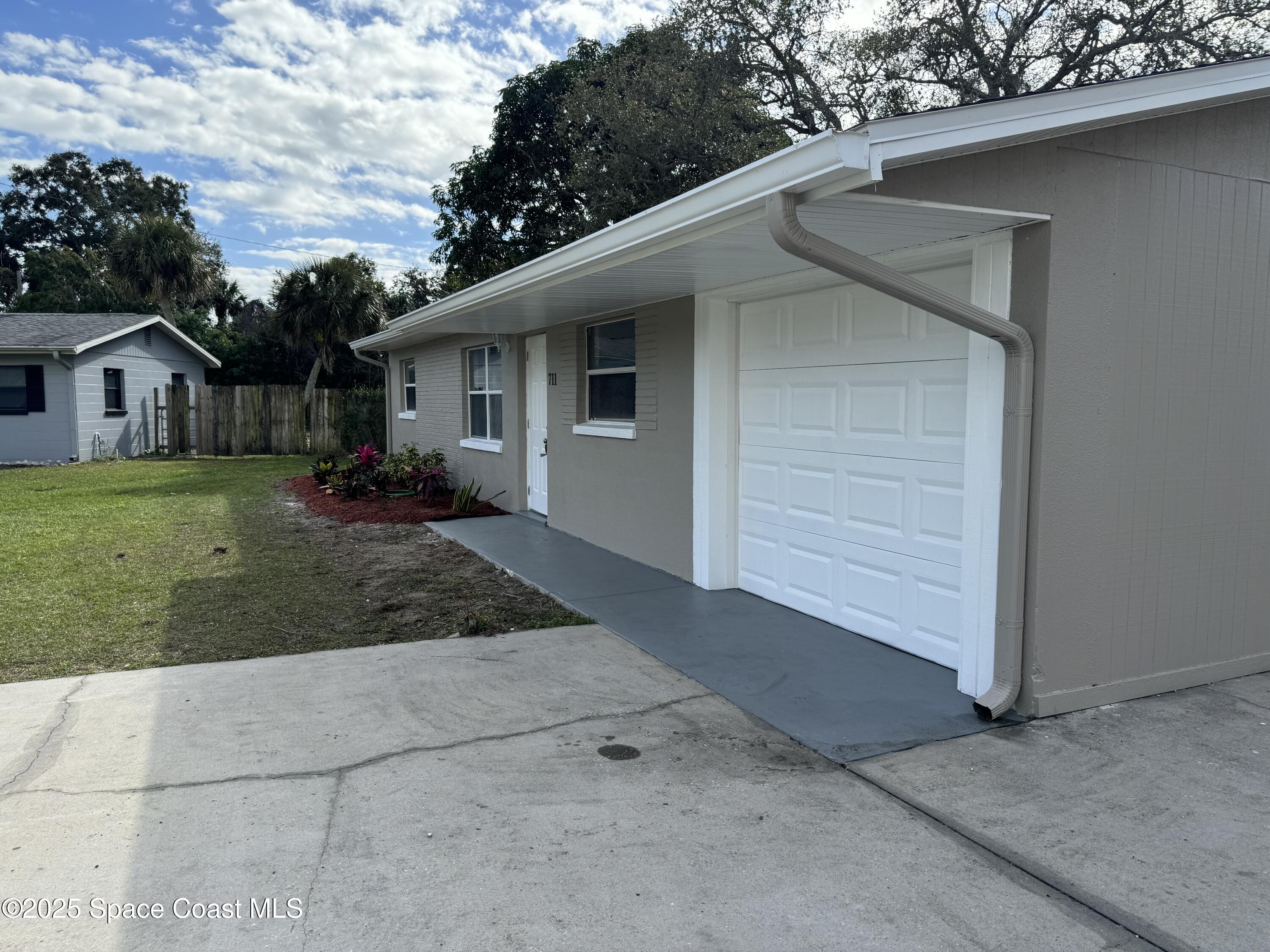 711 Sara Jane Lane