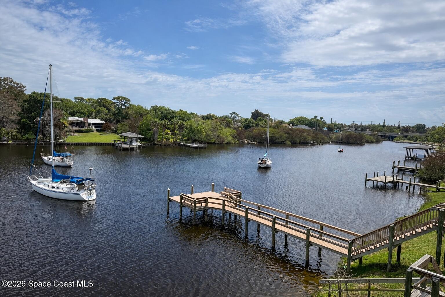 913 Paddleboard Court
