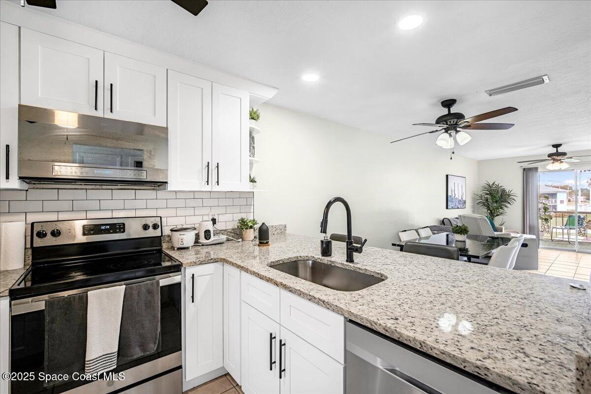 1005 Knox Mcrae Drive 220