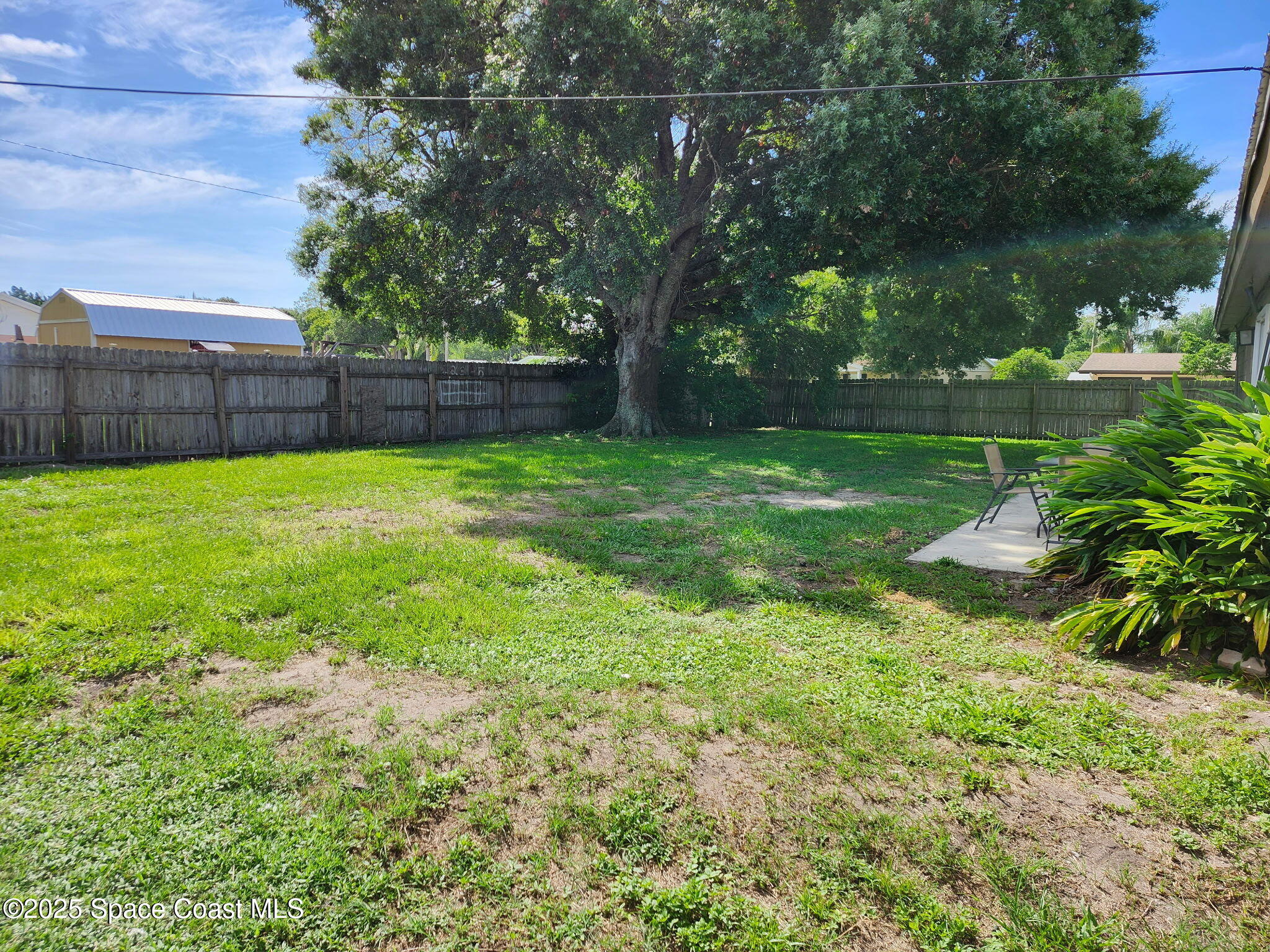 976 Brewster Lane