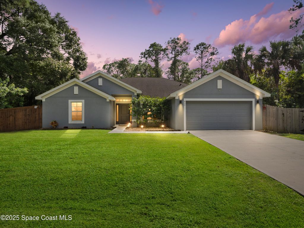 Photo of 490 Garfield Street SW, Palm Bay, FL 32908 (MLS # 1059406)