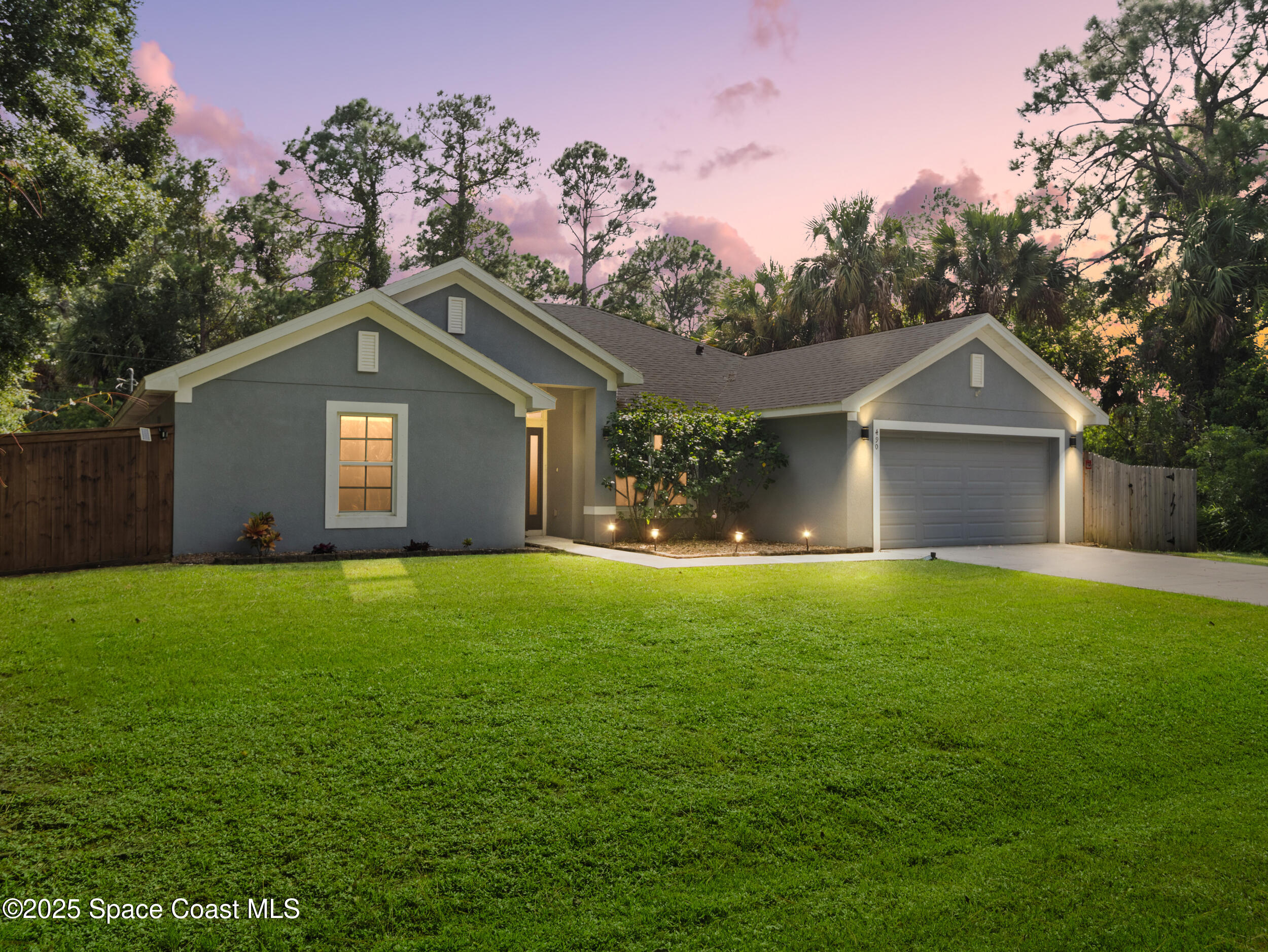 490 Garfield Street SW