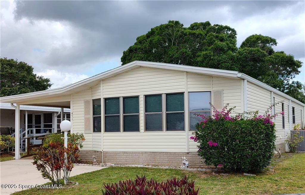 451 Papaya Circle