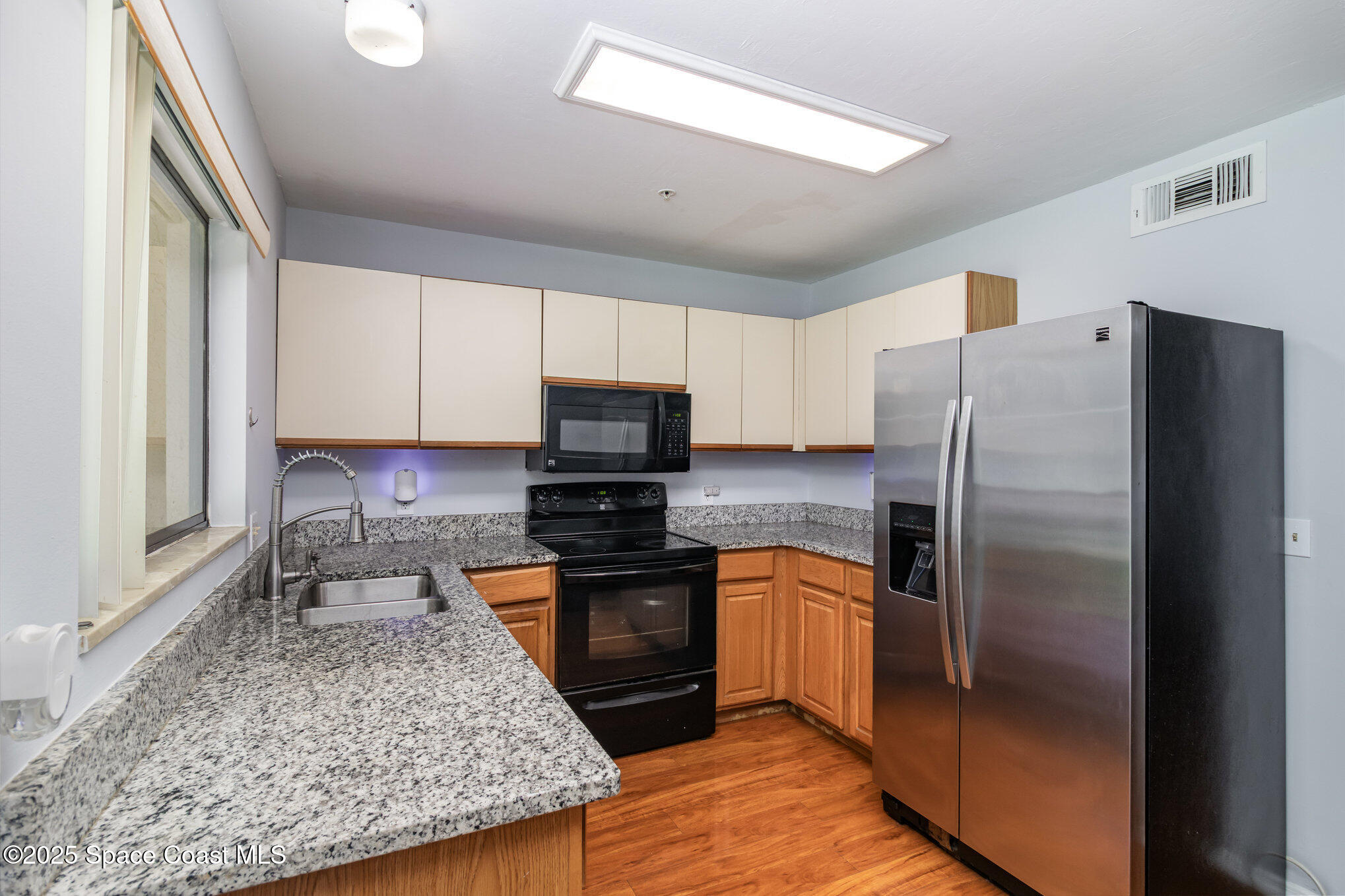 7817 Maplewood Drive 601