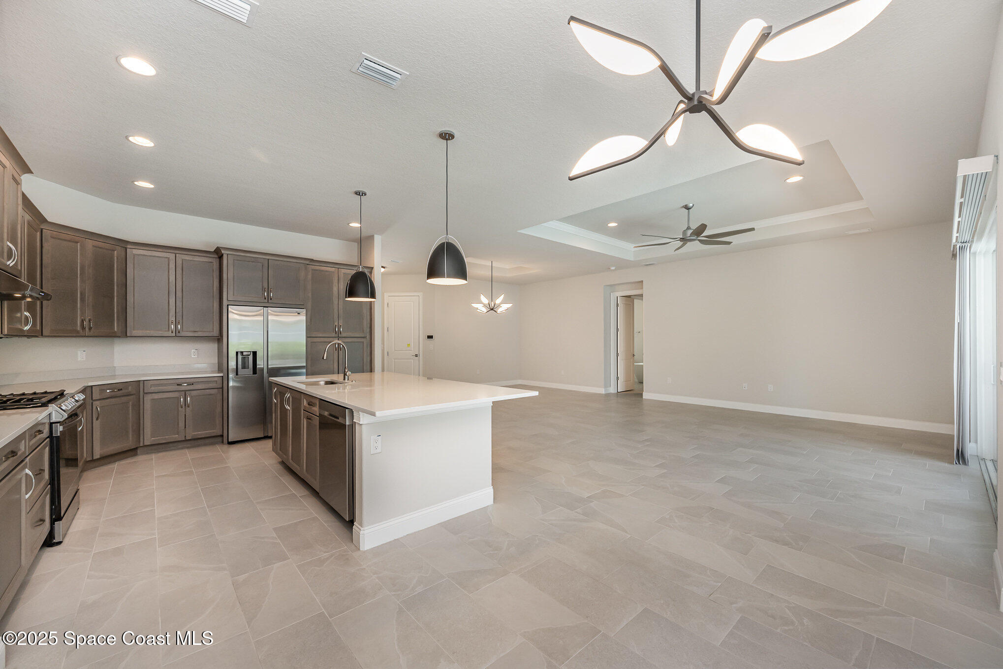 4160 Negal Circle
